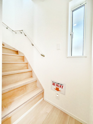 ���̑� �K�i�͔��Â��Ȃ肪���ł����A�����t���Ȃ̂Ŗ��邢��ԂɁB