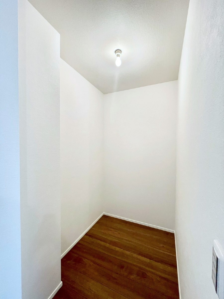 ���̑� �E�H�[�N�C���N���[�[�b�g�t���Ő�����Ԃ��L�����p�ł��܂��B