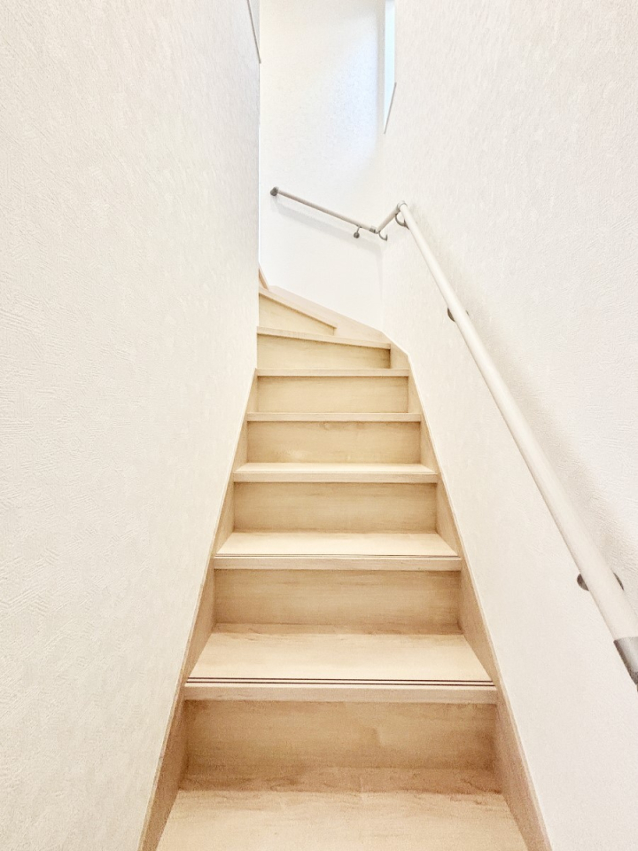 ̑ Ki͎肷tȂ̂ŏȂq܂₲̕Sł