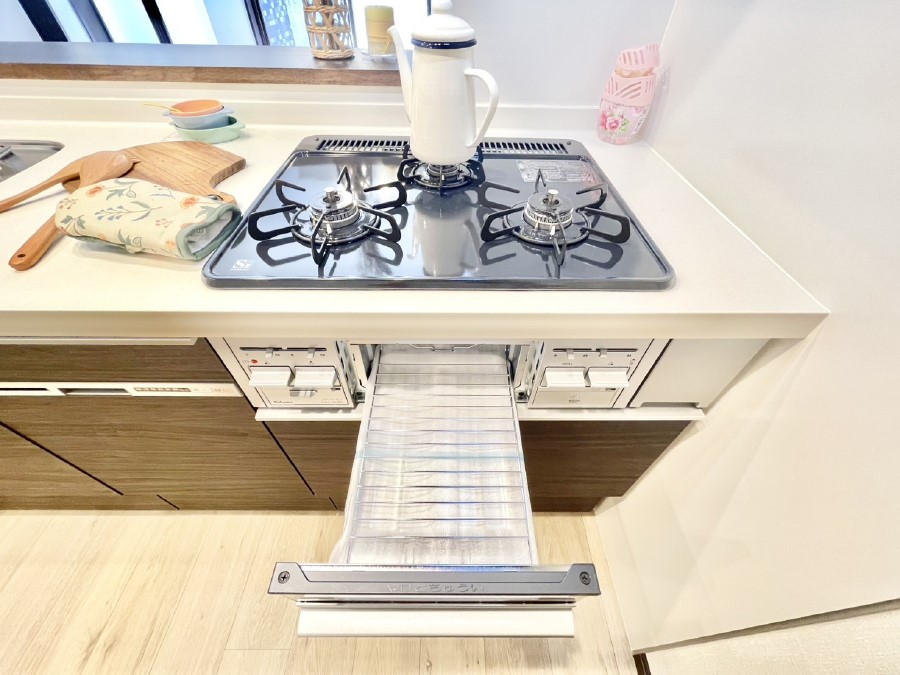 ̑ KXR͂rZT[ځBΗ͒߂łtEYhł܂B