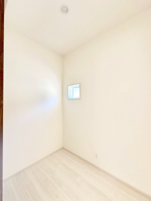 ���[ �Q�K�̔[�ˁB���[�����ł͂Ȃ��A�e�����[�N���[����A�g���G�Ƃ��Ă������p���������܂��B