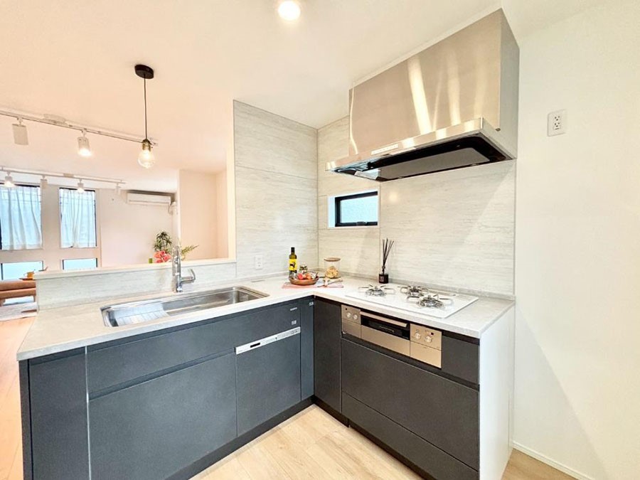 Lb` ȂłƑƂ̉by߂ΖʃLb`