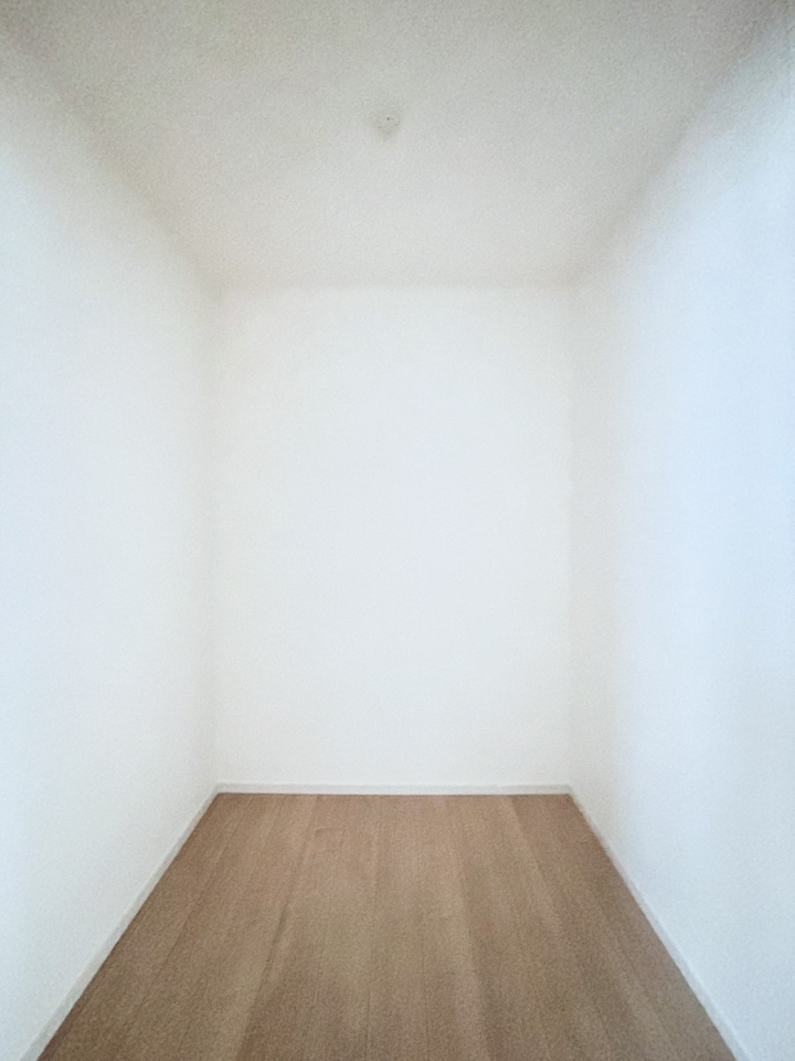 ̑ rÕEH[NCN[[bg̓t@~[N[[bgƂėpł