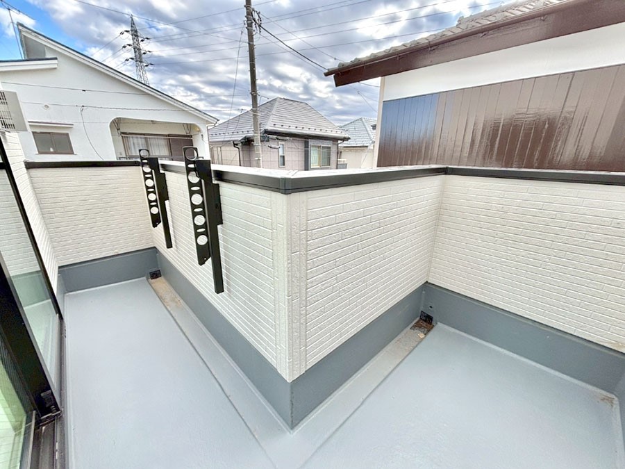 �o���R�j�[ ������̃o���R�j�[�I���Ƒ��̐��󕨂͂������A���z�c�������Ղ花���܂��I