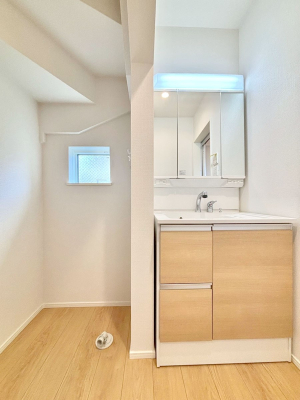 ���ʑ�E���ʏ� ���邢���ʏ��͖����̐g�x�x���y�����ł����Ⴂ�����ł��B