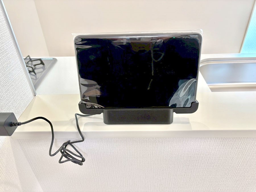 ���̑� �C���^�[�z����Ɠd����ȂǁA�L�x�ȋ@�\�ł��炵��֗��ɂ��鑽�@�\�^�u���b�g  