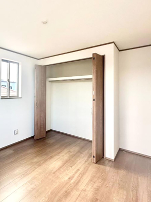 ���[ �����Ղ�̎��[�X�y�[�X�ŉ��K�ɕ�点���� 