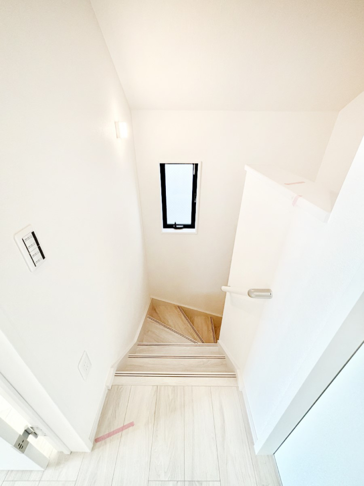 ̑ Ki͎肷tȂ̂ŏȂq܂₲̕Sł  