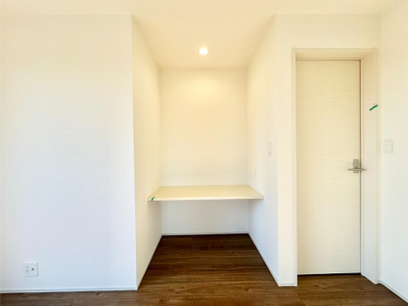 ���[ �m�����ɂ���J�E���^�[�X�y�[�X�B���C�ɓ���̃X�y�[�X�ɂȂ肻���B