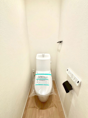 �g�C�� �g�C����1�K��2�K���ꂼ��ɔz�u����Ă��ĂƂĂ��֗��ł��B 