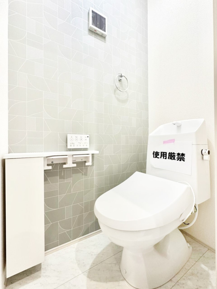 �g�C�� �g�C����1�K��2�K���ꂼ��ɔz�u����Ă��ĂƂĂ��֗��ł��B