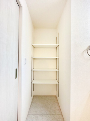 ���[ ���ʏ����[�͐�܂̃X�g�b�N��^�I���Ȃǂ̎��[�ɕ֗��ł��B