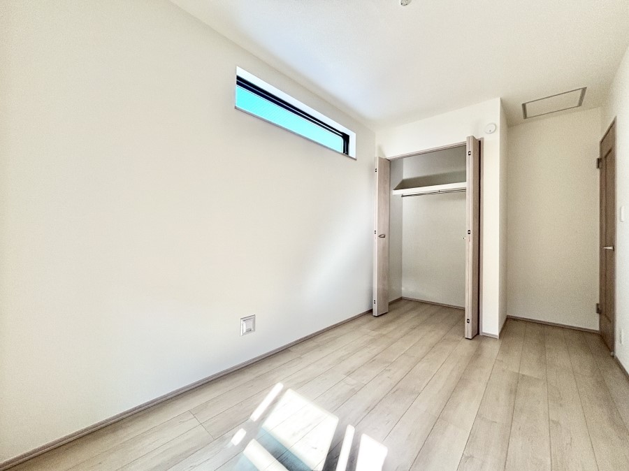 �q������ �q�������ɂ��������߂Ȏ��[�X�y�[�X�����Ղ�̋���