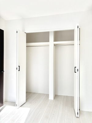 ���[ �����Ղ�̎��[�X�y�[�X�ŉ��K�ɕ�点���� 