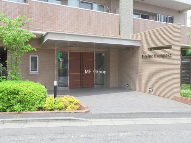 �G���g�����X -