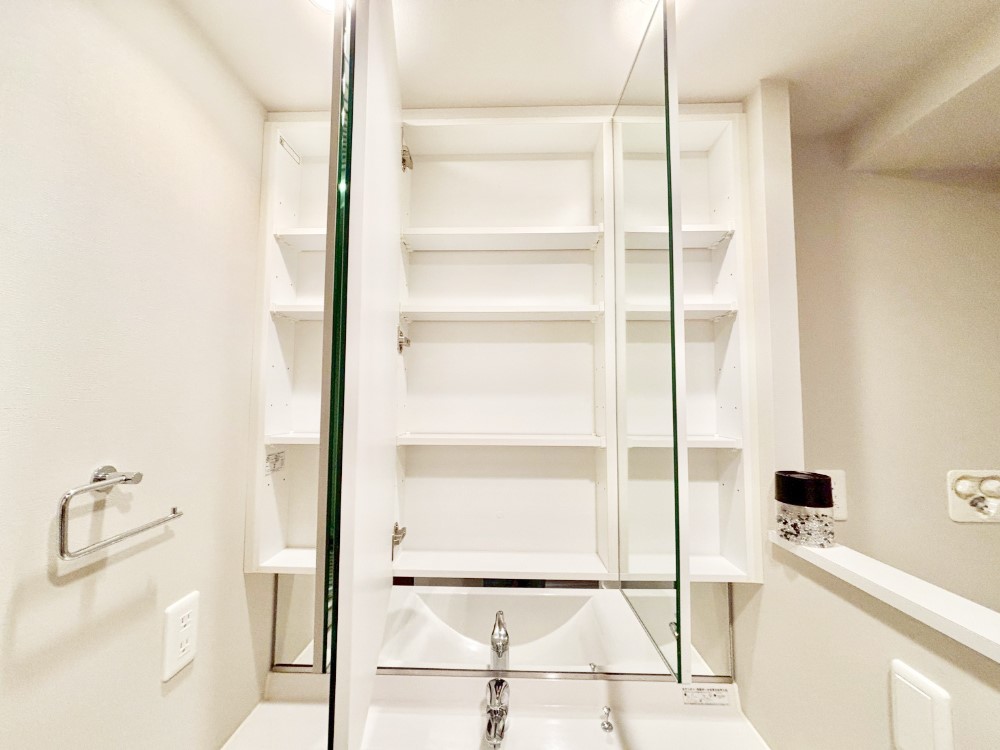 ̑ Oʋ̗ɁAϕiqpiȂǂ[\Bʑƕۂ܂I