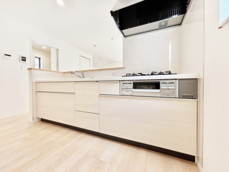 �L�b�`�� ��Ƃ肠��L�b�`���ł͂��Ƒ��Ɗy�������������ł��܂��B