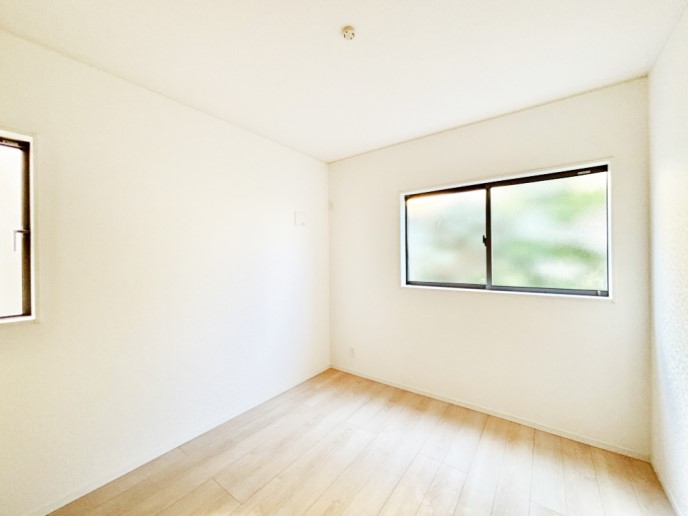 ���̑� 1�K�̃T�[�r�X���[���͎��[�͂������A�����Ƃ��Ă����p�ł��܂��B  