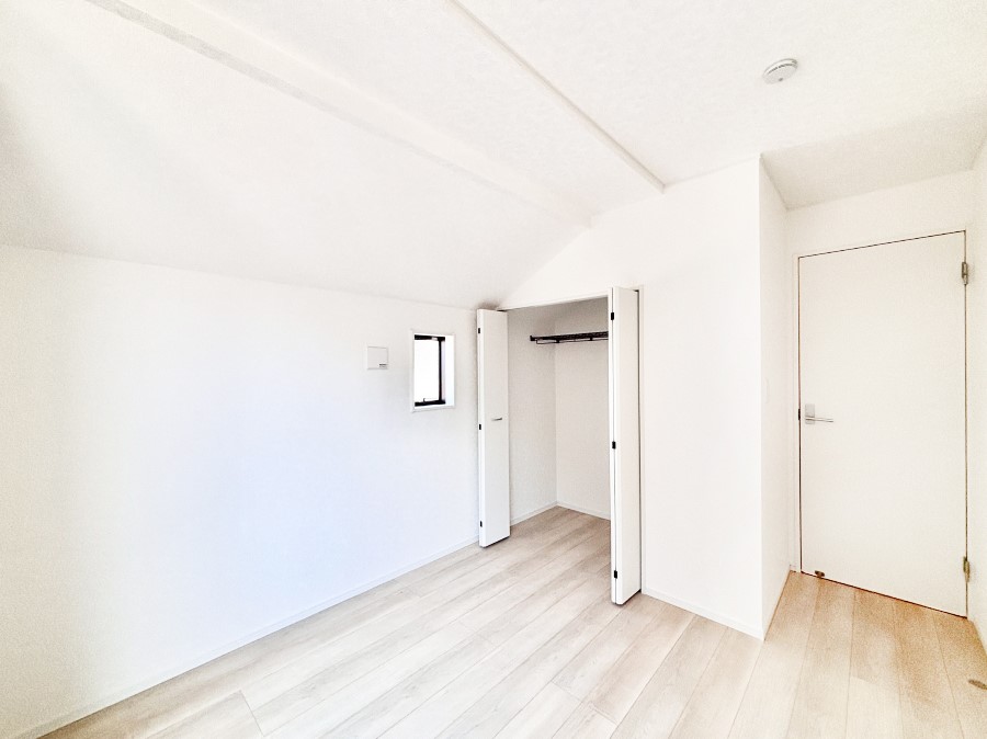 �q������ ���q���܂̂������Ƃ��Ă��I�ߗނ̐������ڂɕ֗��ȃN���[�[�b�g�t���̗m���B