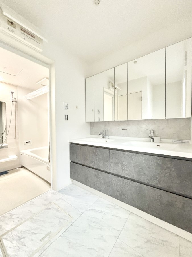 ̑ ̂KԂłB̐gxxCǂg܂B 