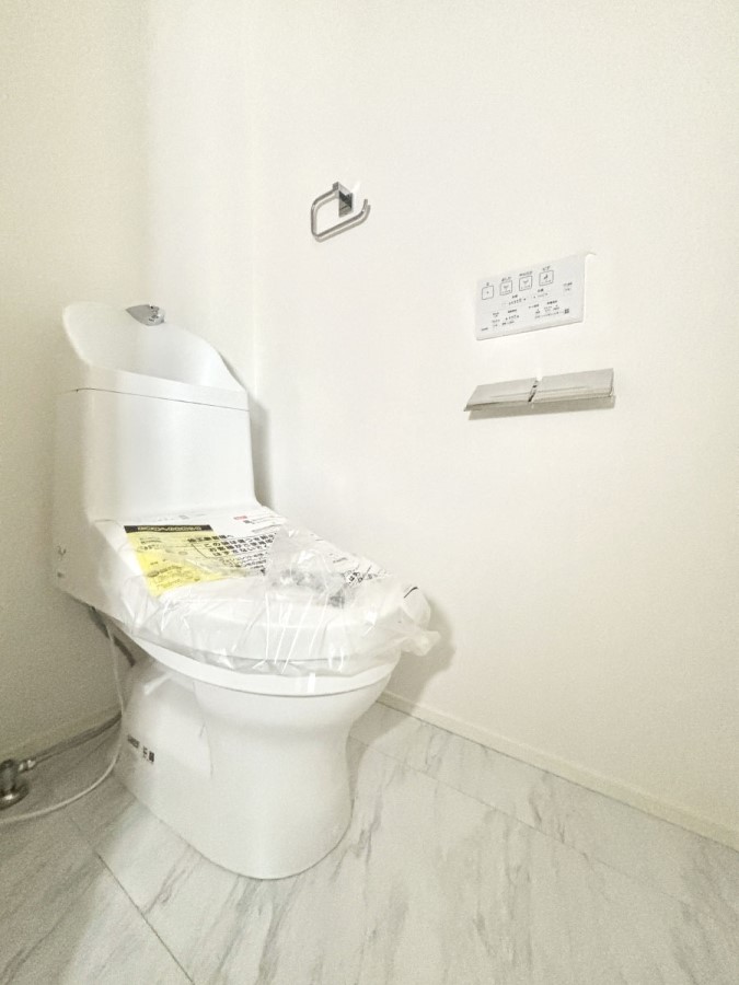 gC gC1K2KꂼɔzuĂĂƂĂ֗łB 