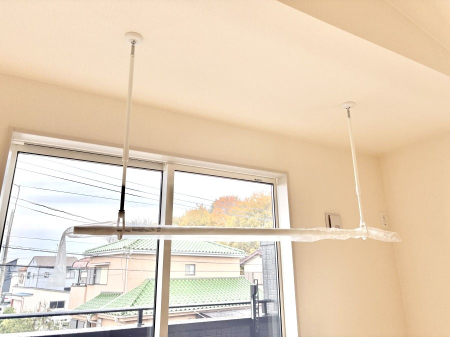 ���̑����� �����������|�[���B�~�J��ԕ��̎����ɑ劈�􂵂܂��B  