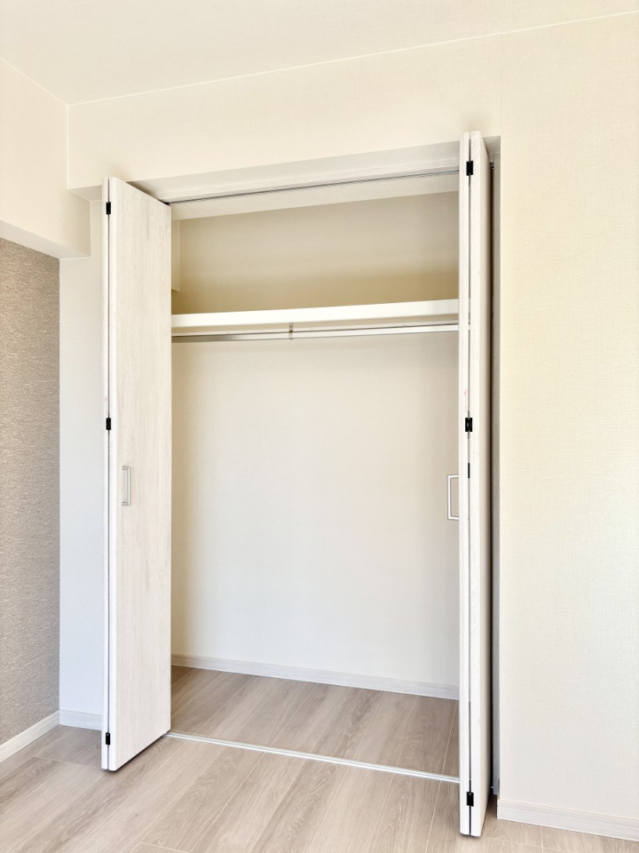 ���[ �m���N���[�[�b�g�B���s��������̂Ō���̈ߗނ�����������[�ł��܂��B�@