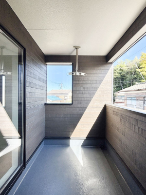 oRj[ 㕔ɉĂ̂ŋ}ȉJ̎ɂSłB 