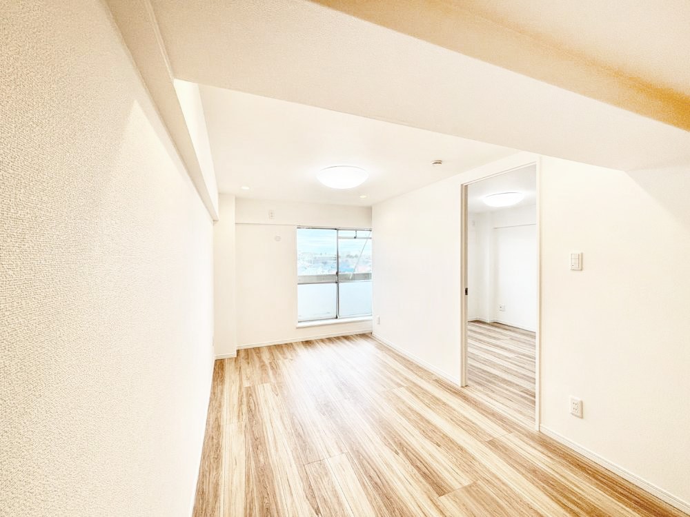 ���̑����� �Ƒ������R�ƏW�܂�e���̃X�y�[�X�ɂȂ肻��