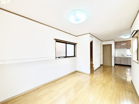 rO Ƒ̓₩Șbŕ܂閾邢rO