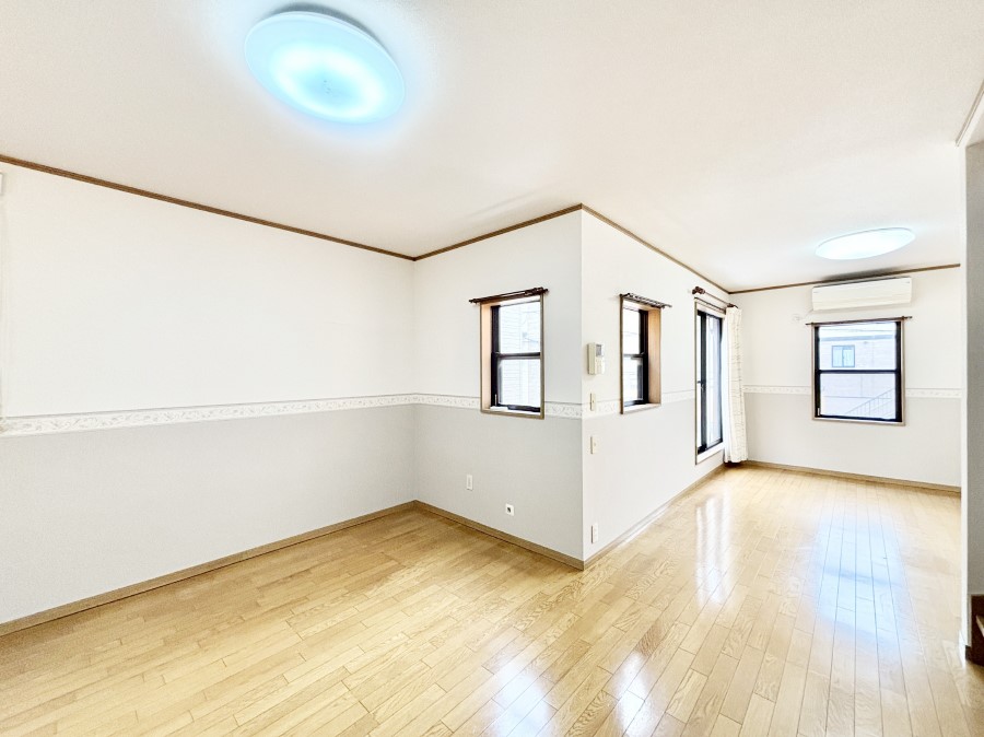 ̑ ƑRƏW܂ẽXy[XɂȂ肻