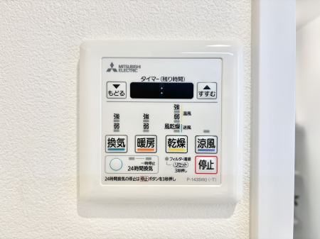 ̑ g[C@tȂ̂ŁAVĈSI