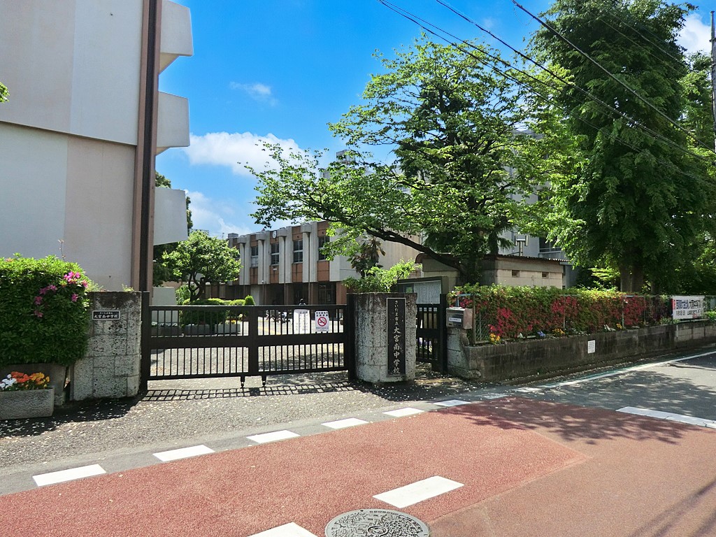 ���ӊ� ���w�Z 340m �������܎s����{�쒆�w�Z