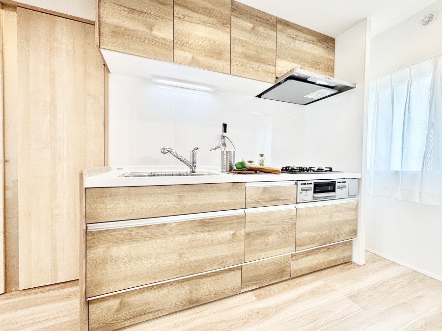 �L�b�`�� �������������I�ɁA�y�����I�V�X�e���L�b�`��