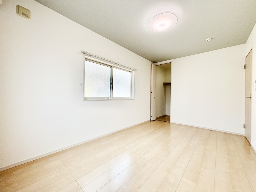 Q g₷`ŃxbgƋ̒uɂ邱Ƃ܂B 