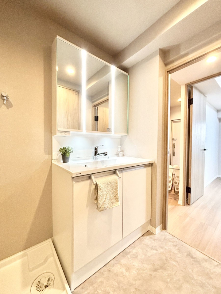 ���ʑ�E���ʏ� ������������ʉ��ώ��Œ��̐g�x�x�����K  