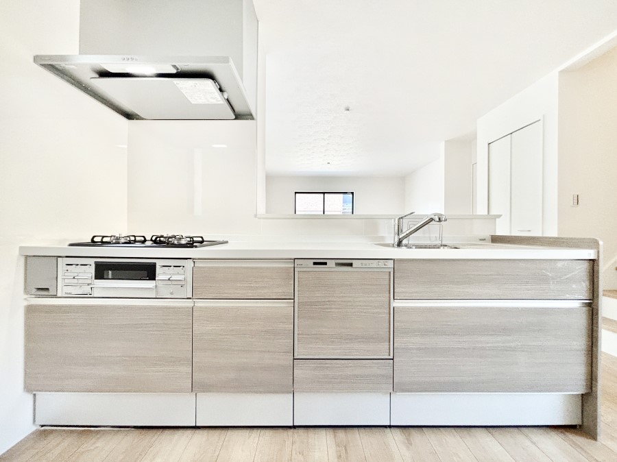 �L�b�`�� ��Ƃ肠��L�b�`���ł͂��Ƒ��Ɗy�������������ł��܂��B