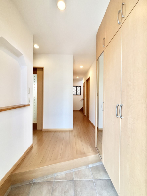 ���� �U�炩�肪���Ȍ��ւ��X�b�L���̌��֎��[�t  