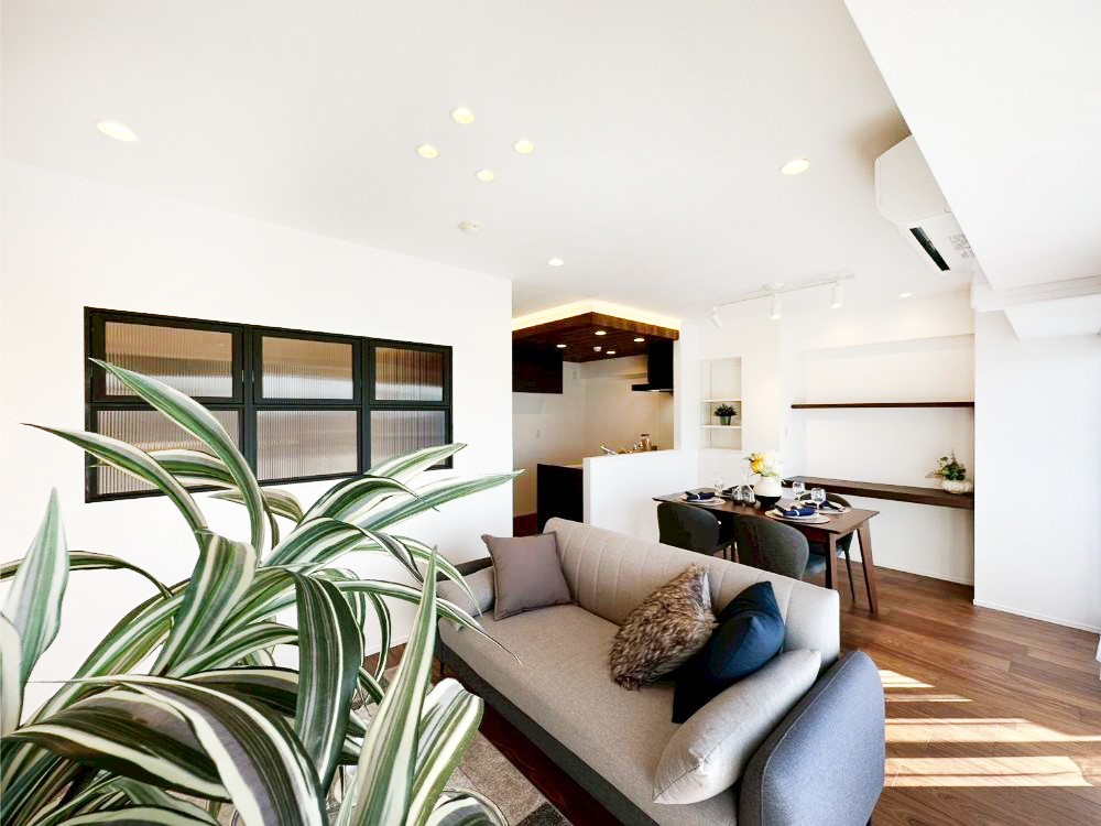 ���r���O �Ƒ��c���̎��Ԃ����������Ȃ��났�̃��r���O�_�C�j���O�B   