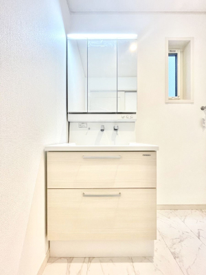 ʑEʏ 傫₷OʋŐʑ́AgȂ݃`FbN┧̂ɂ߂łB 