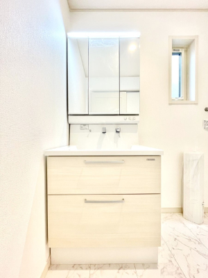 ʑEʏ 傫₷OʋŐʑ́AgȂ݃`FbN┧̂ɂ߂łB 