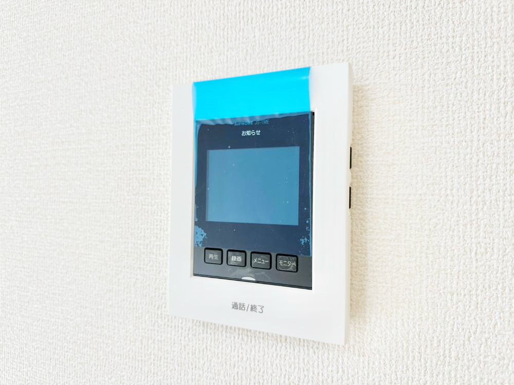 ���̑����� TV���j�^�[�t�C���^�[�t�H�����t���Ă��ăZ�L�����e�B�[��