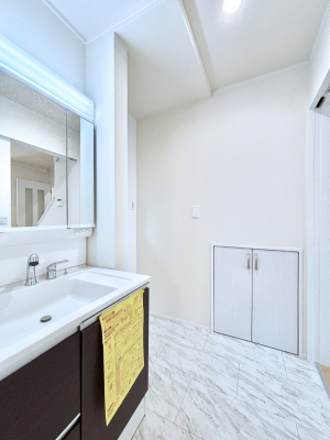 ̑ ̂KԂłB̐gxxCǂg܂B 