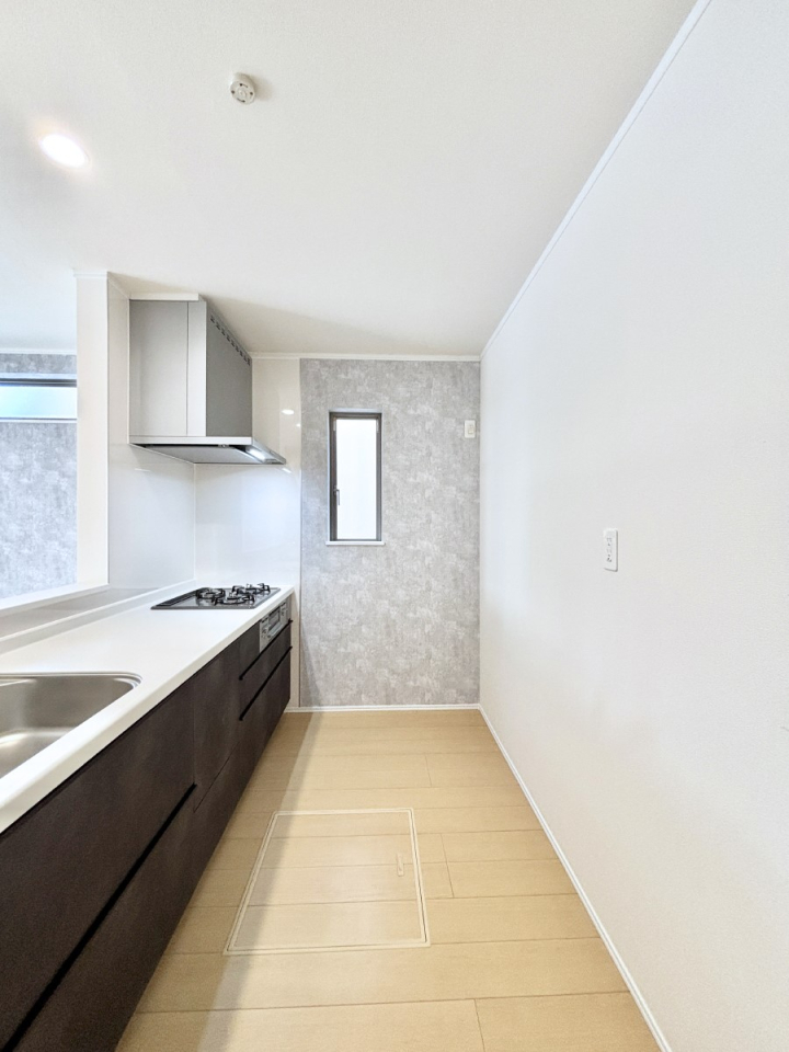 Lb` u₩ȕʂ蔲Lb`B̂Ŗ邭Cɂ𗧂܂B