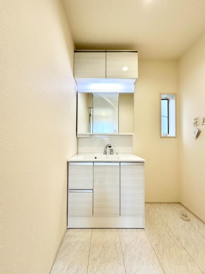 ���̑� �������̂��郉���h���[�X�y�[�X