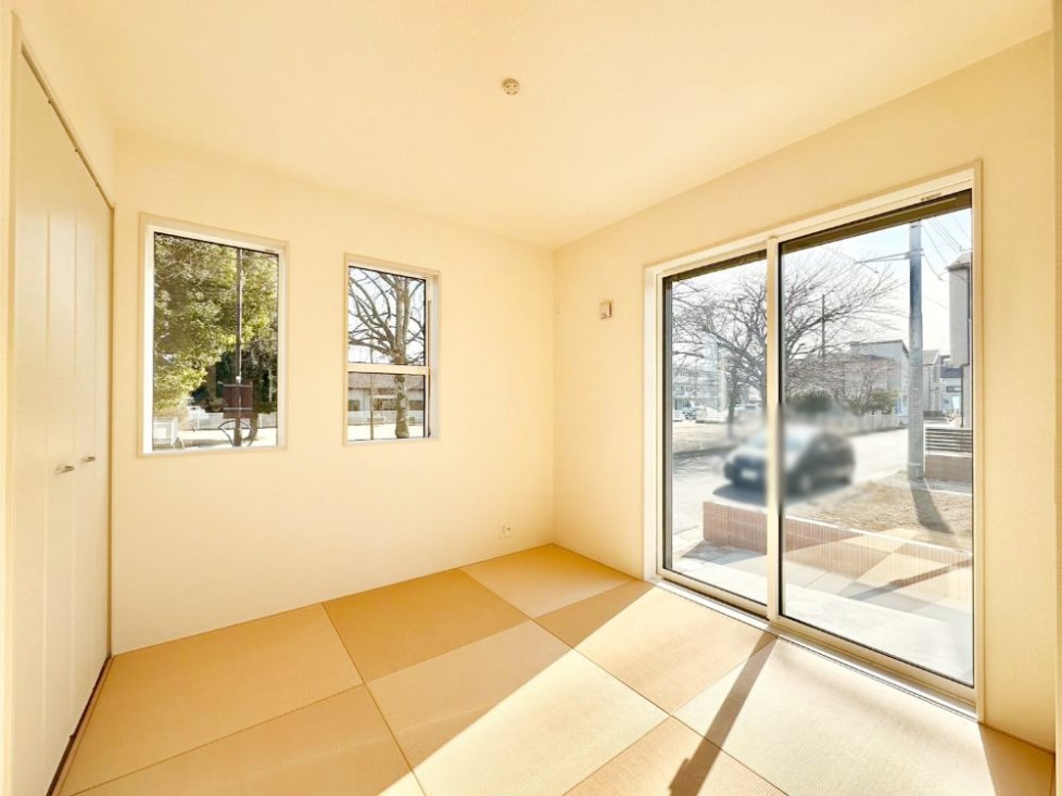 ���̑����� ���r���O�אڂ̘a���͖����̕�炵�ɖ����ƈ��炬�������炵�Ă���܂�  