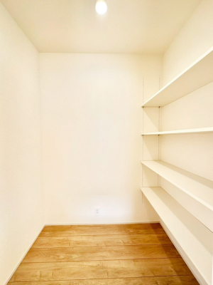 ���[ �H�i�̃X�g�b�N�⒲�����̕ۊǂɕ֗��ȉ��I�t���p���g���[