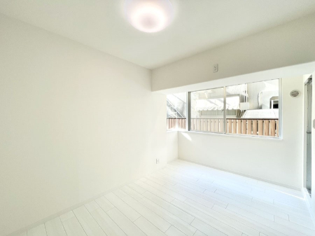 �q������ ������̂₳���������S�n�悢�v���C�x�[�g���[��  