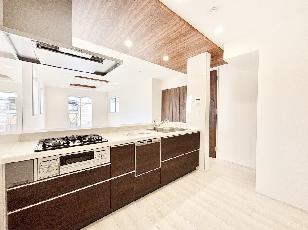 Lb` rOŗVԂqlȂ炨łΖʃLb`B  