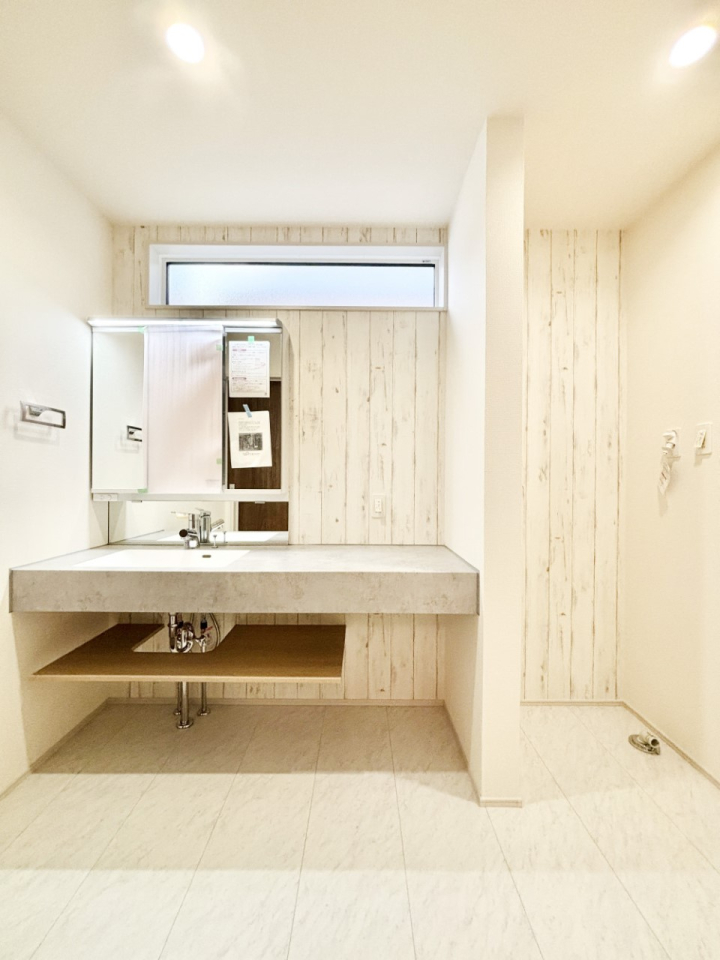 ʑEʏ rOŗVԂqlȂ炨łΖʃLb`B  